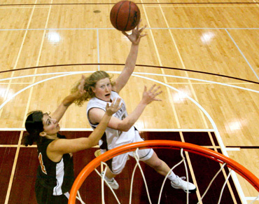 wbb_stockbower_poy_rim