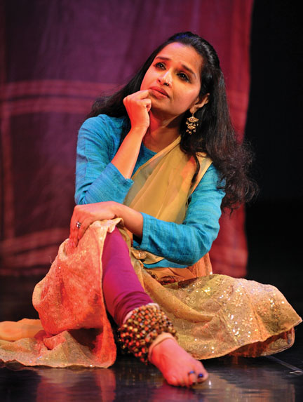 Photographs by Jim Graham and Eleftherios Kostans 27a_kathak.jpg