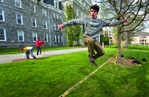 130422_circus_c.jpg 130422_circus_c.jpg